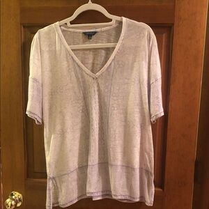 Lucky Brand Women's Short Sleeve V-Neck Tee light gray, white and blue